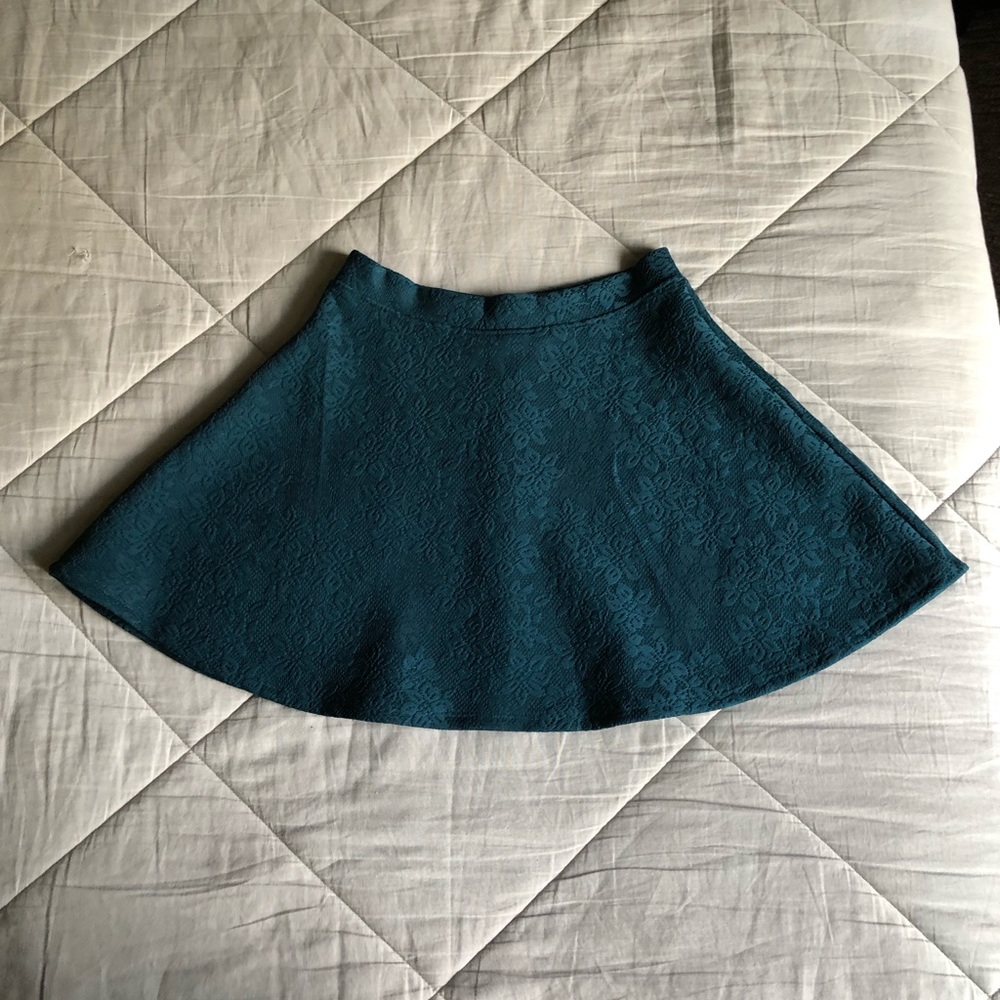 F21 lace skirt